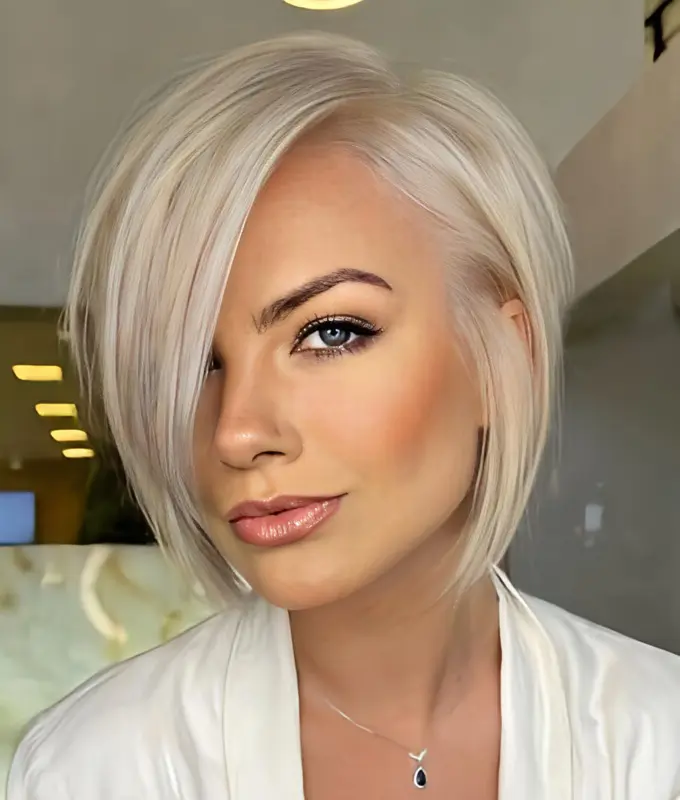 Trending Women's Haircuts on Social Media